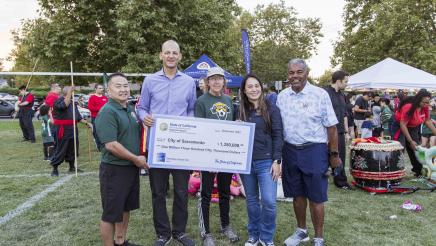 Autumn Moon Festival in Garcia Bend Park - Assemblymember Stephanie Nguyen, Assemblymember Kevin McCarty and Councilman Richard Jennings, II Check Presentation